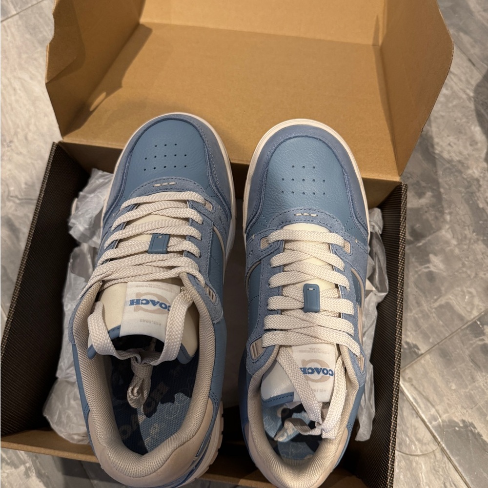 Brand New Coach Men's Blue and White Leather Sneakers
